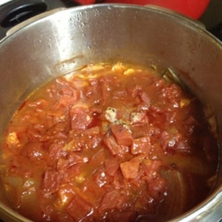 豚バラと野菜のトマト煮込みシチュー